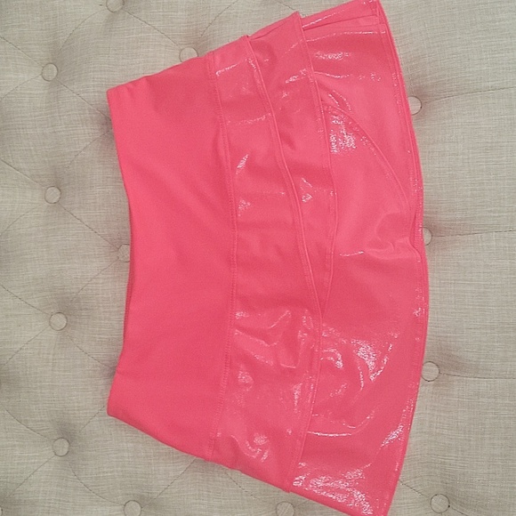 Lucky in Love pink skirt wet Scalloped Women MEDIUM tennis Skort coral shimmer - Picture 2 of 6